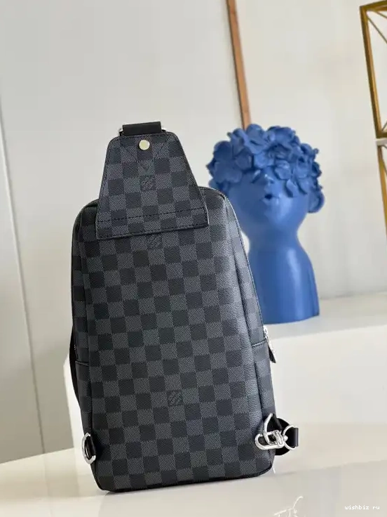 WIS SLINGBAG VUITTON LOUIS AVENUE 0702
